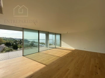 Apartamento T3 para Venda em Santa Marinha e São Pedro da Afurada