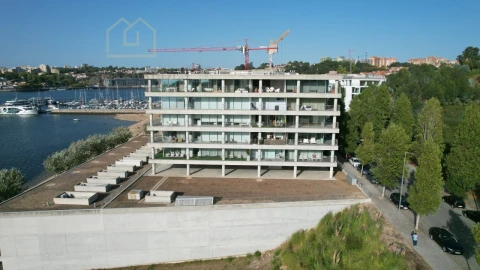 Apartamento T3 para Venda em Santa Marinha e São Pedro da Afurada