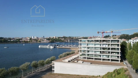 Apartamento T3 para Venda em Santa Marinha e São Pedro da Afurada