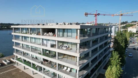 Apartamento T3 para Venda em Santa Marinha e São Pedro da Afurada