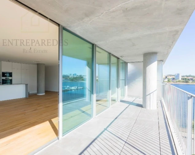 Apartamento T3 para Venda em Santa Marinha e São Pedro da Afurada Foto 10