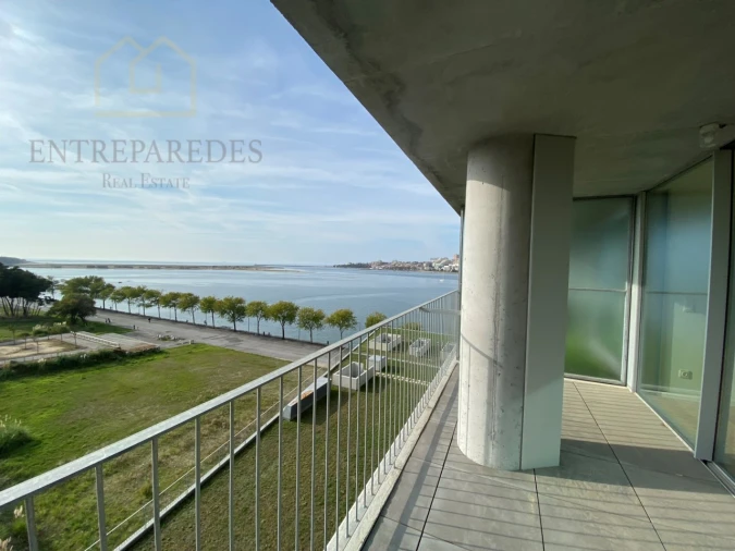 Apartamento T3 para Venda em Santa Marinha e São Pedro da Afurada Foto 1
