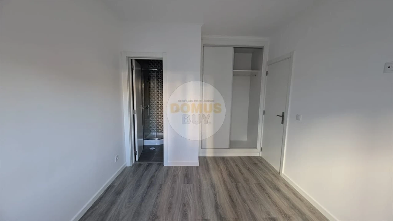 Moradia T3 para Venda em Baixa da Banheira e Vale da Amoreira Foto 6