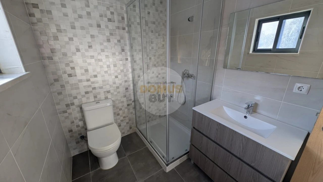 Moradia T3 para Venda em Baixa da Banheira e Vale da Amoreira Foto 15