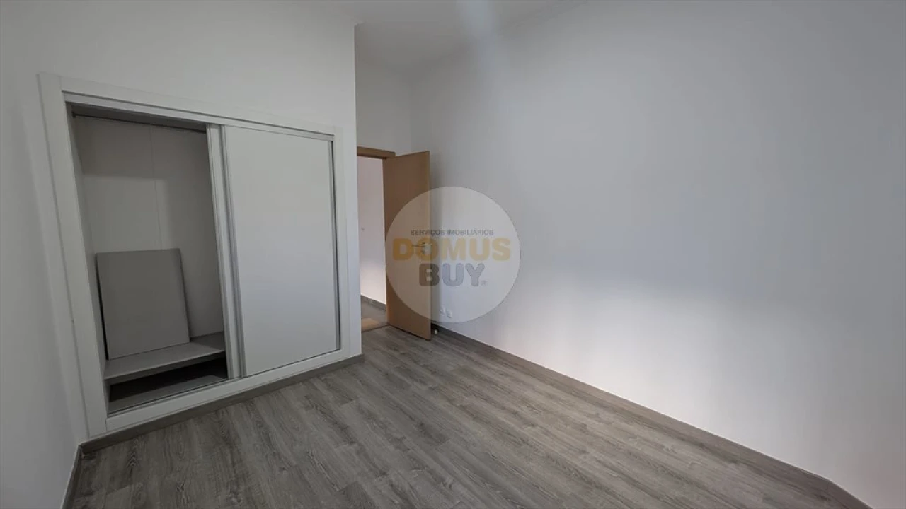 Moradia T3 para Venda em Baixa da Banheira e Vale da Amoreira Foto 7