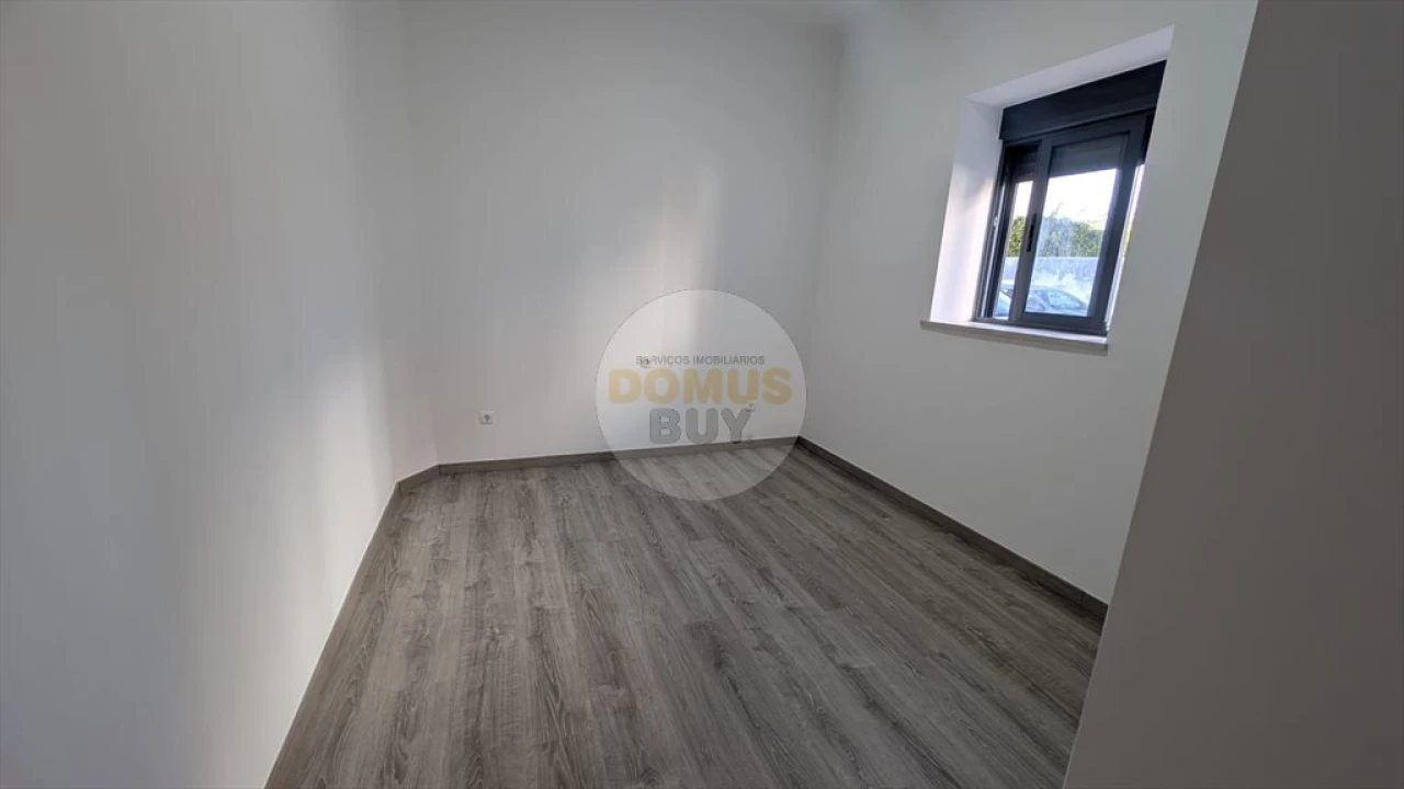 Moradia T3 para Venda em Baixa da Banheira e Vale da Amoreira Foto 6