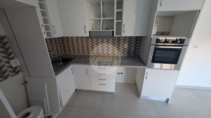 Moradia T2 para Venda em Baixa da Banheira e Vale da Amoreira Foto 8