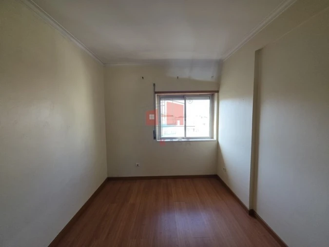 Apartamento T2 para Venda em Queluz e Belas Foto 8