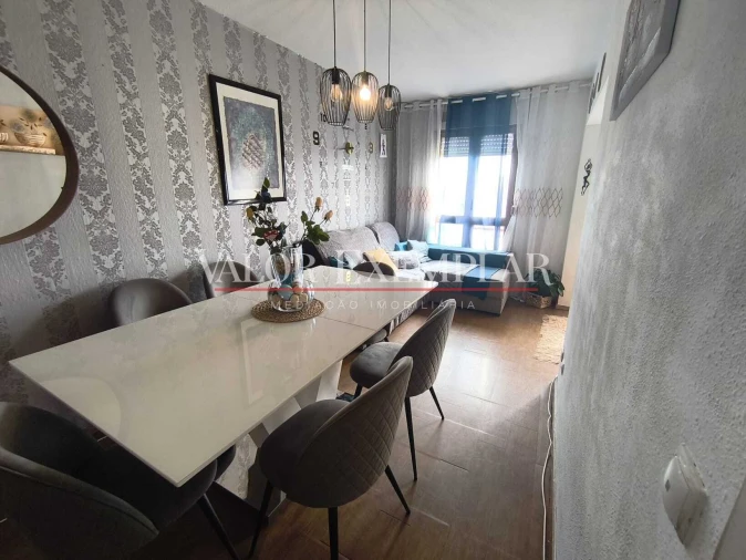 Apartamento T2 para Venda em Baixa da Banheira e Vale da Amoreira Foto 2