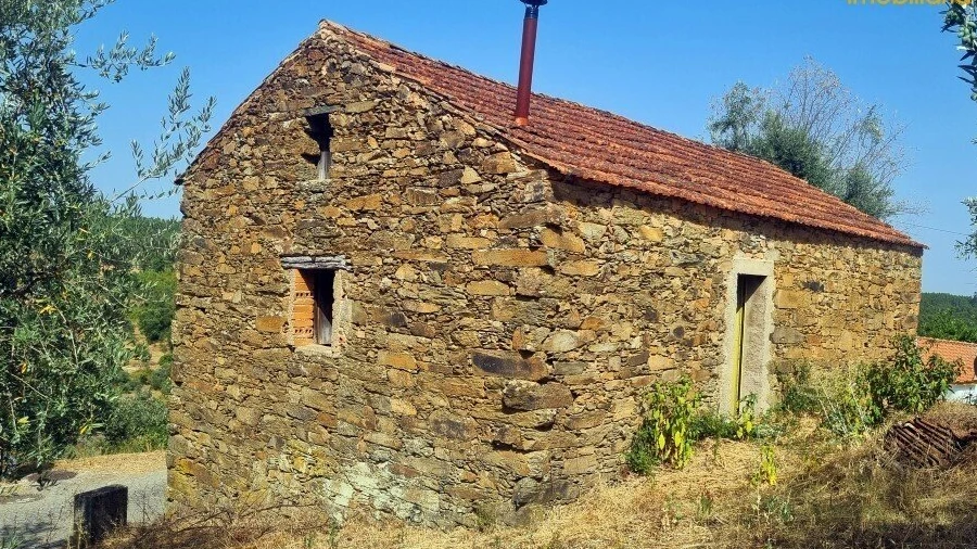 Quinta T3 para Venda em Sobreira Formosa e Alvito da Beira