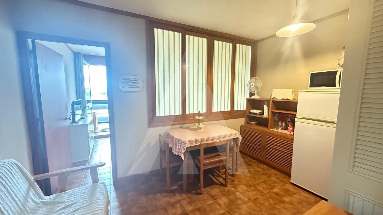 Apartamento para Venda em Quarteira Foto 2