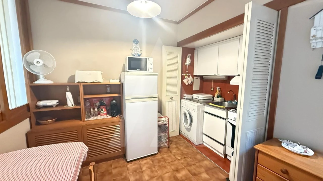 Apartamento para Venda em Quarteira Foto 4