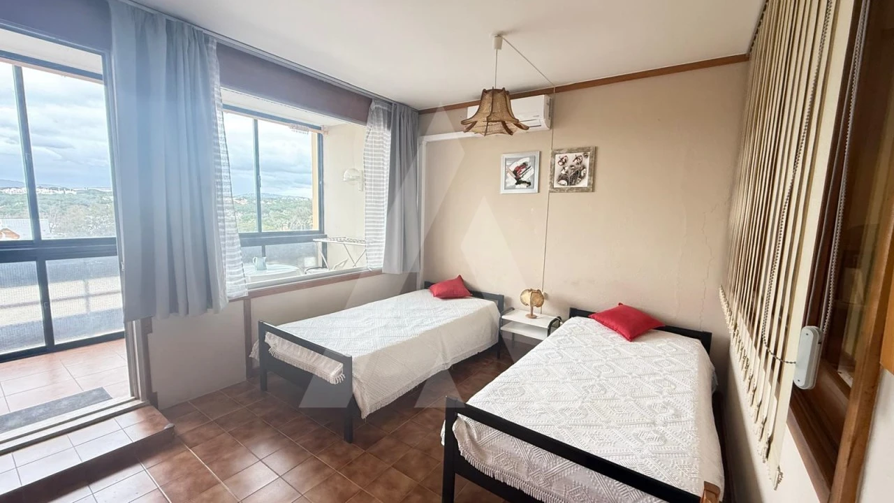 Apartamento para Venda em Quarteira Foto 7