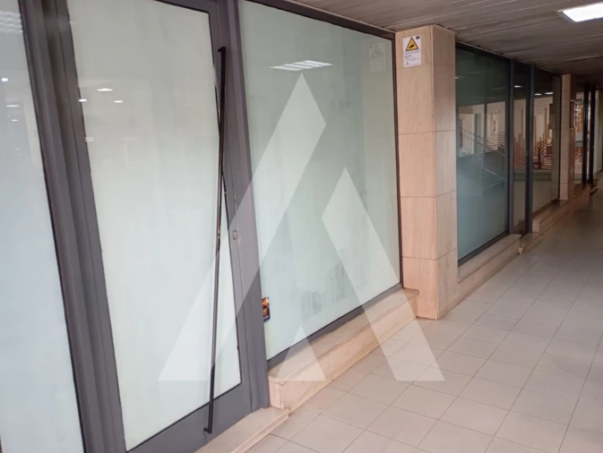 Loja para Arrendamento em Glória e Vera Cruz Foto 1