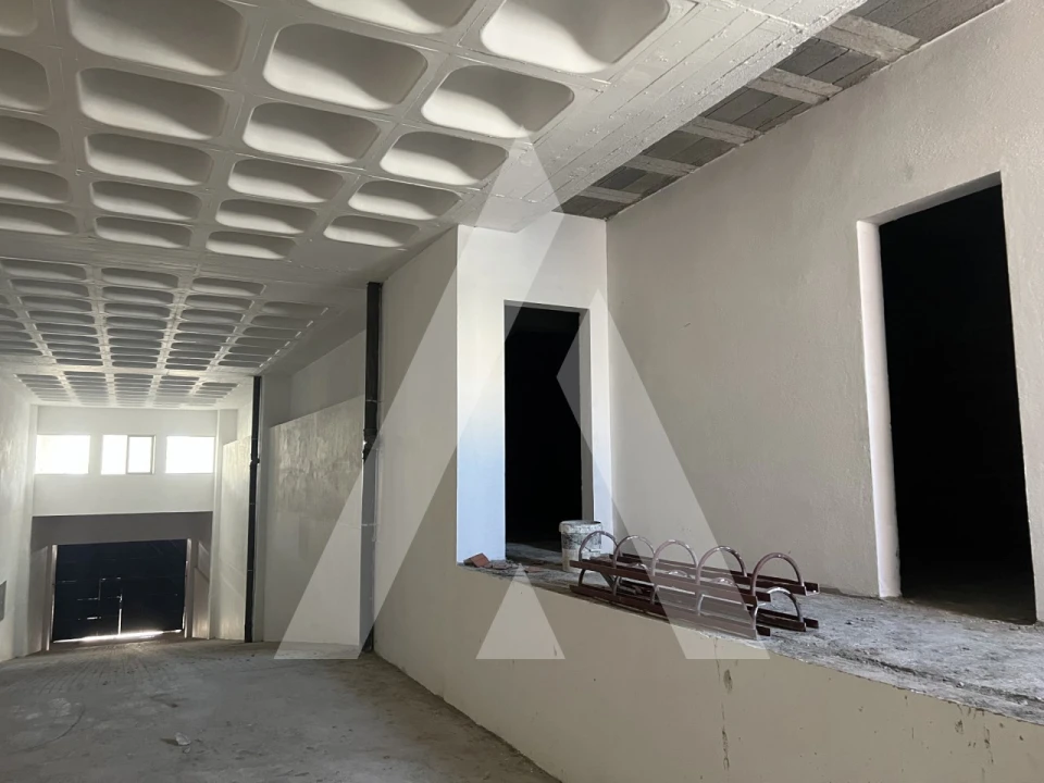 Armazém para Venda em Sacavém e Prior Velho Foto 19