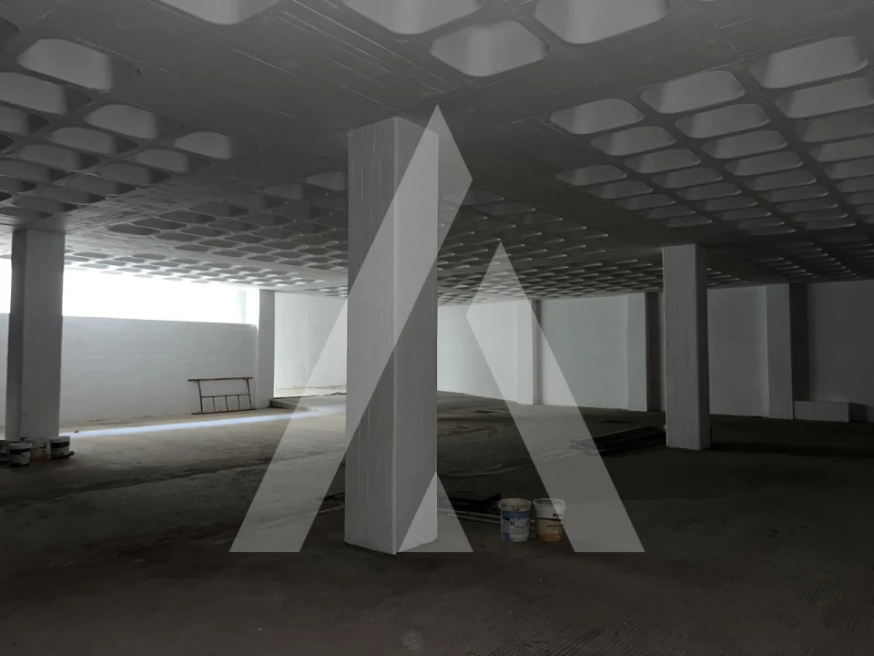 Armazém para Venda em Sacavém e Prior Velho Foto 23