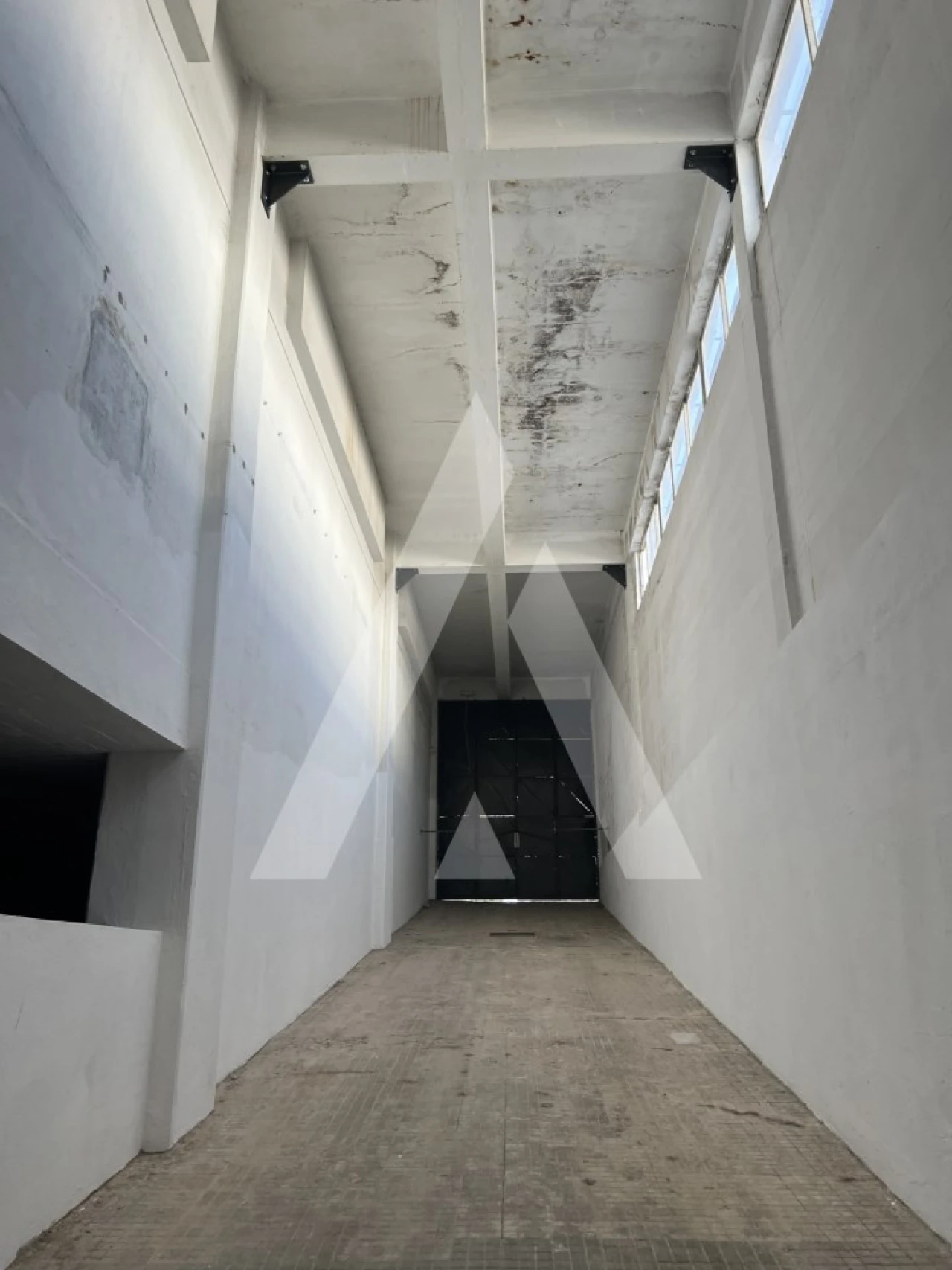 Armazém para Venda em Sacavém e Prior Velho Foto 27