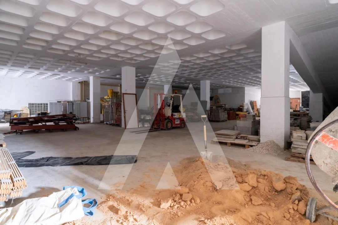 Armazém para Venda em Sacavém e Prior Velho Foto 20