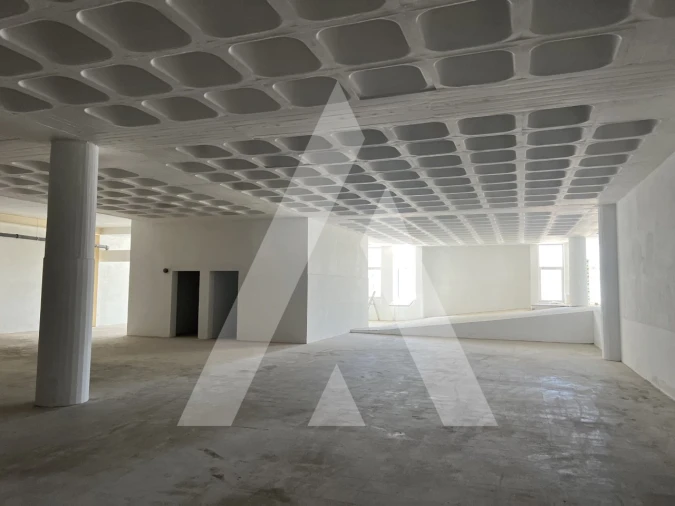 Armazém para Venda em Sacavém e Prior Velho Foto 17