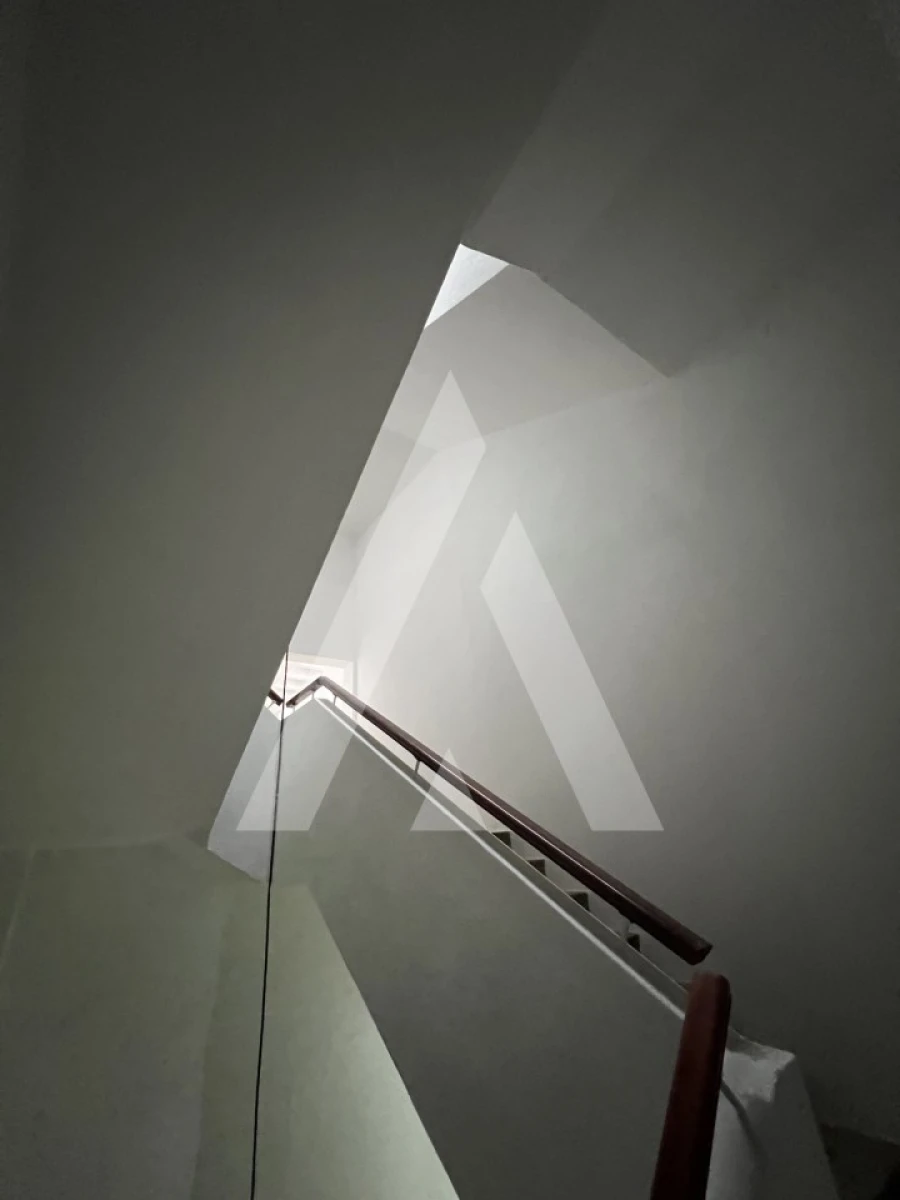 Armazém para Venda em Sacavém e Prior Velho Foto 30