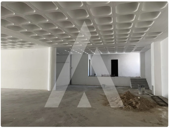 Armazém para Venda em Sacavém e Prior Velho Foto 9