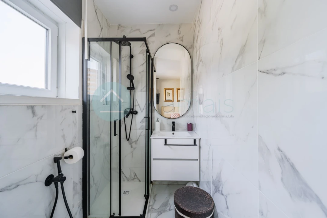 Moradia T6 para Venda em Campanhã Foto 13