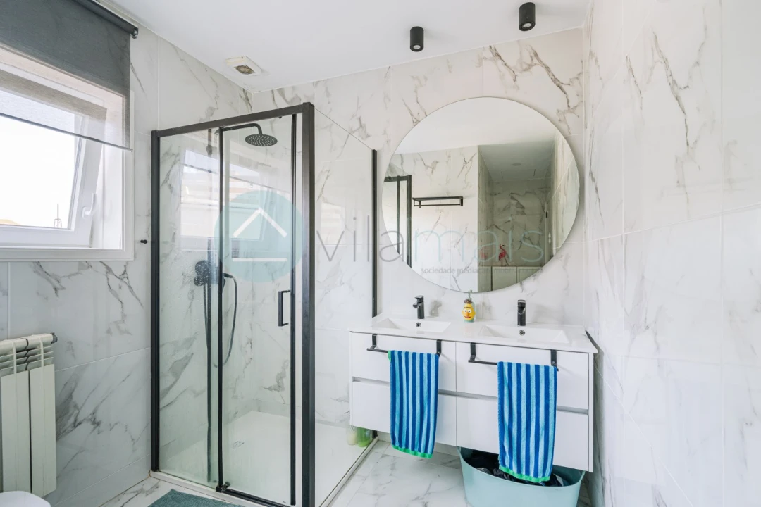 Moradia T6 para Venda em Campanhã Foto 14