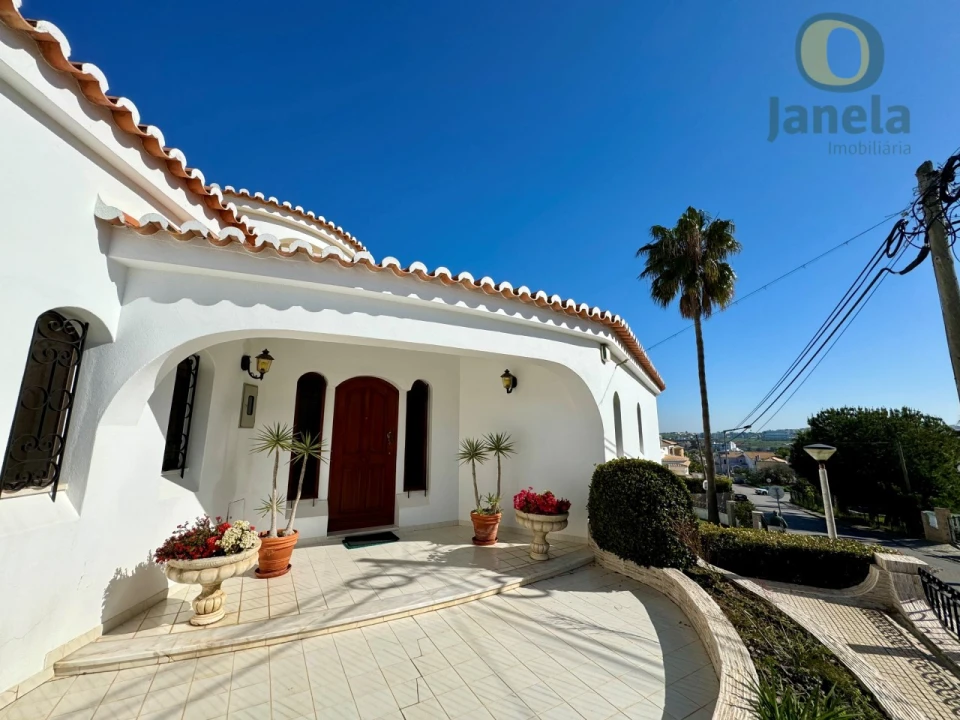 Moradia T4 para Venda em Montenegro Foto 5