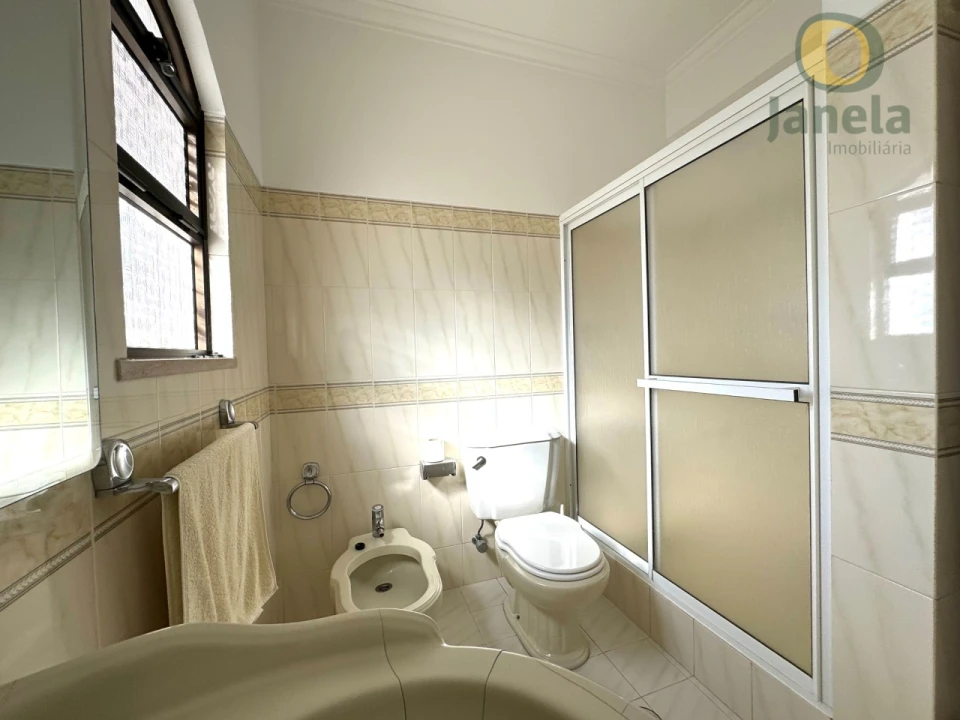 Moradia T4 para Venda em Montenegro Foto 30