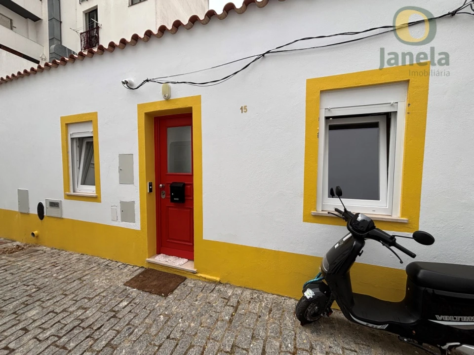 Moradia T1 para Venda em Faro (Sé e São Pedro) Foto 4