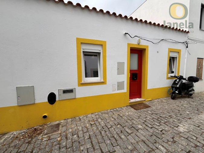 Moradia T1 para Venda em Faro (Sé e São Pedro) Foto 5