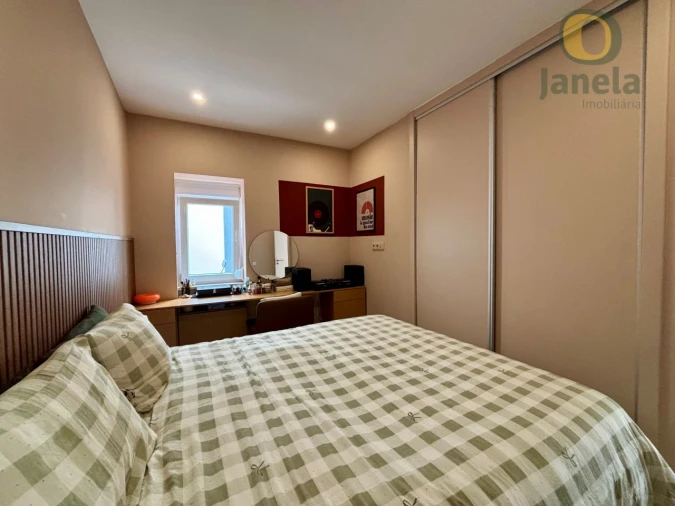 Moradia T1 para Venda em Faro (Sé e São Pedro) Foto 16