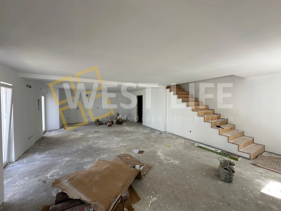 Moradia T3 para Venda em Lourinhã e Atalaia Foto 3