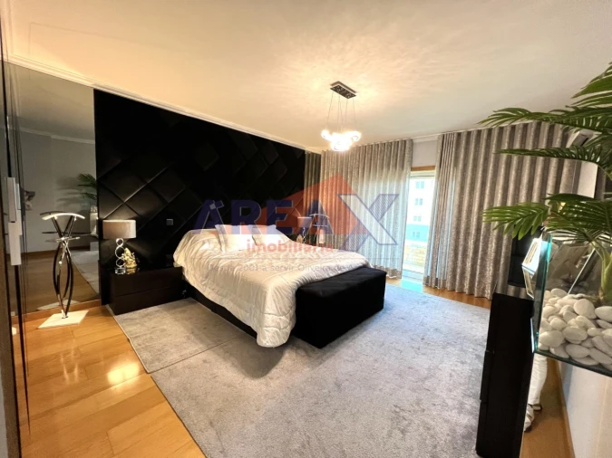 Apartamento T4 para Venda em O. Azeméis, Riba-Ul, Ul, Macinhata Seixa, Madail