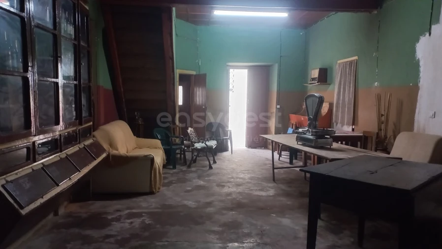 Moradia T2 para Venda em Amiais de Baixo Foto 3