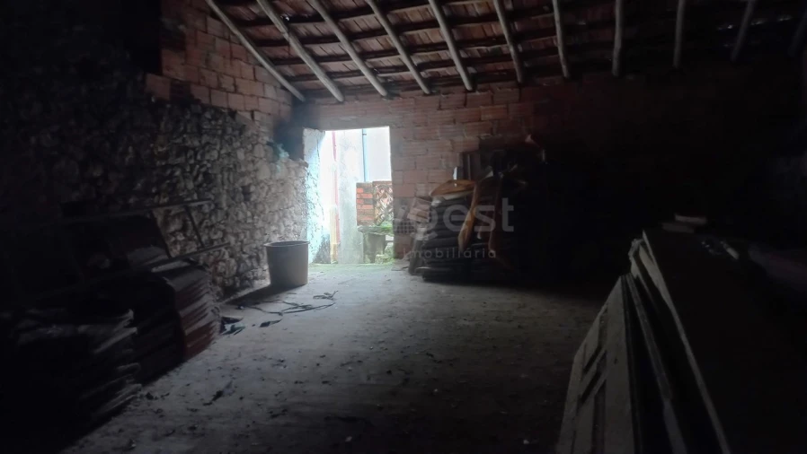 Moradia T2 para Venda em Amiais de Baixo Foto 20