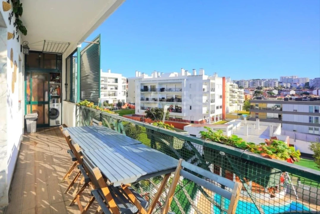 Apartamento T3 para Venda em Carnaxide e Queijas Foto 2