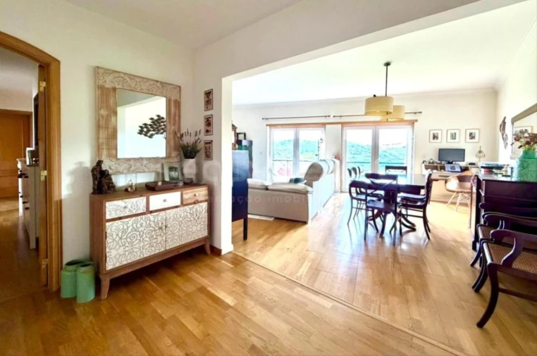 Apartamento T3 para Venda em Carnaxide e Queijas Foto 6