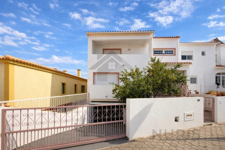 Moradia T3 para Venda em Portimão