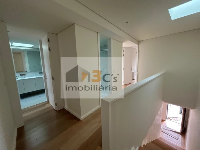Moradia T3 para Venda em Cidade da Maia Foto 17