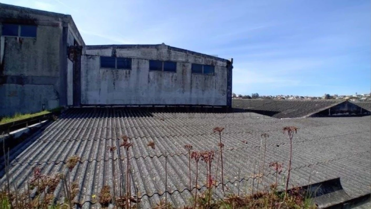 Armazém para Venda em Queluz e Belas Foto 2