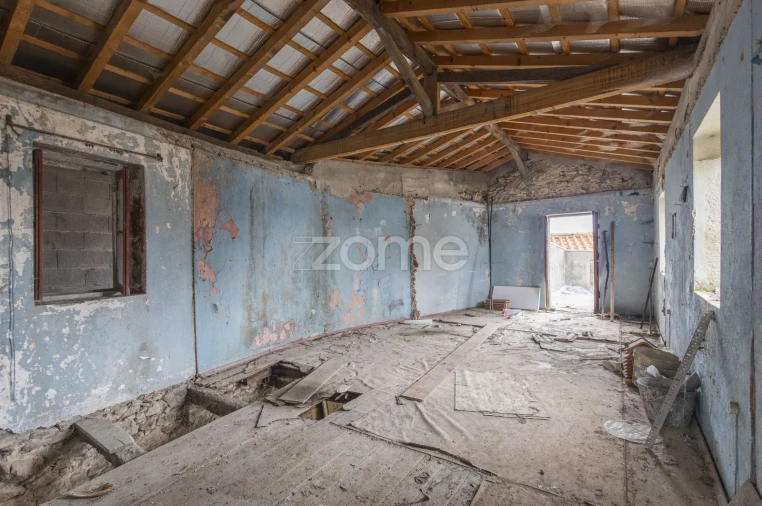 Moradia T2 para Venda em Rocas do Vouga Foto 4