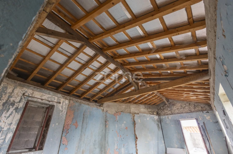 Moradia T2 para Venda em Rocas do Vouga Foto 11