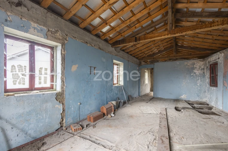 Moradia T2 para Venda em Rocas do Vouga Foto 7