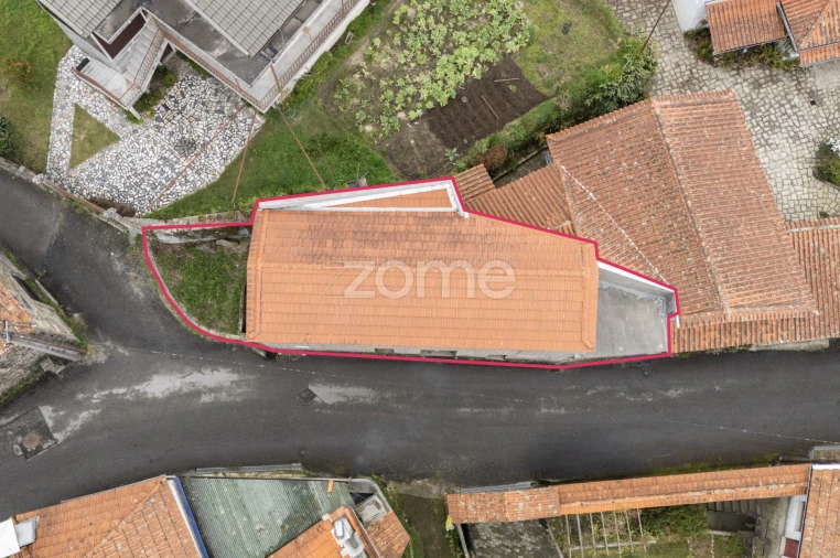 Moradia T2 para Venda em Rocas do Vouga Foto 12