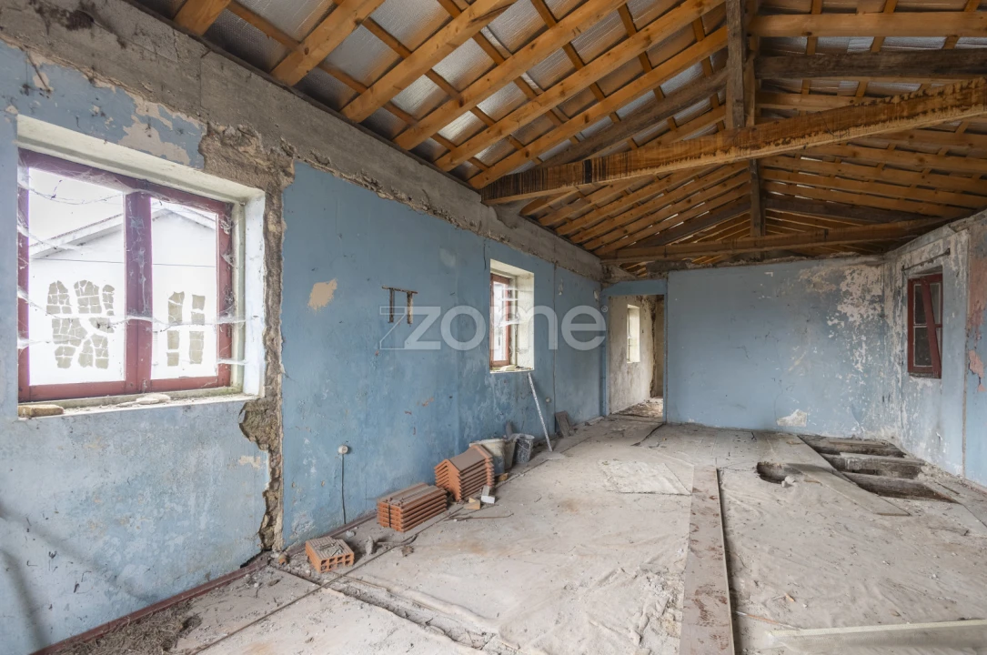 Moradia T2 para Venda em Rocas do Vouga Foto 7