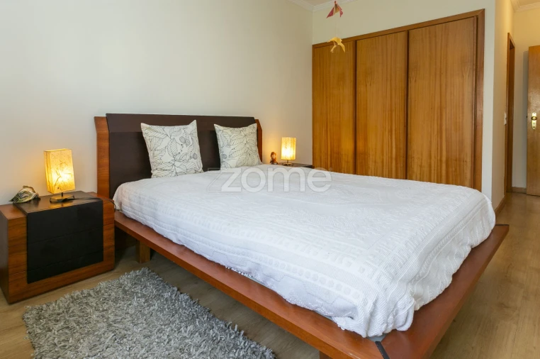 Apartamento T3 para Arrendamento em Paranhos Foto 13