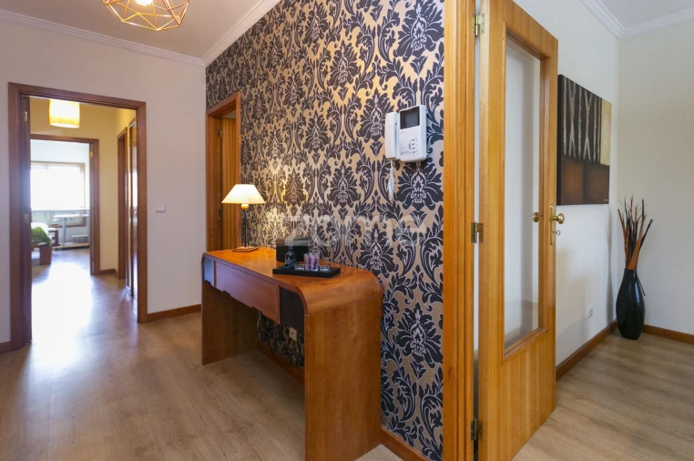 Apartamento T3 para Arrendamento em Paranhos Foto 19