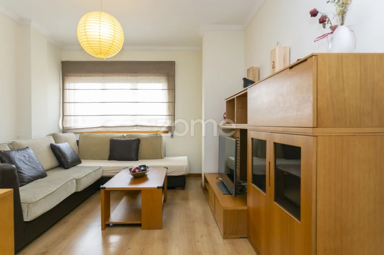 Apartamento T3 para Arrendamento em Paranhos Foto 9