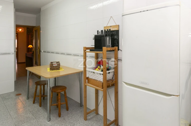 Apartamento T3 para Arrendamento em Paranhos Foto 22